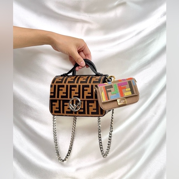 Fendi Kuban Canvas FF Embroidered Nano Baguette Bag Charm Grezzo Multicolor - Picture 5 of 17